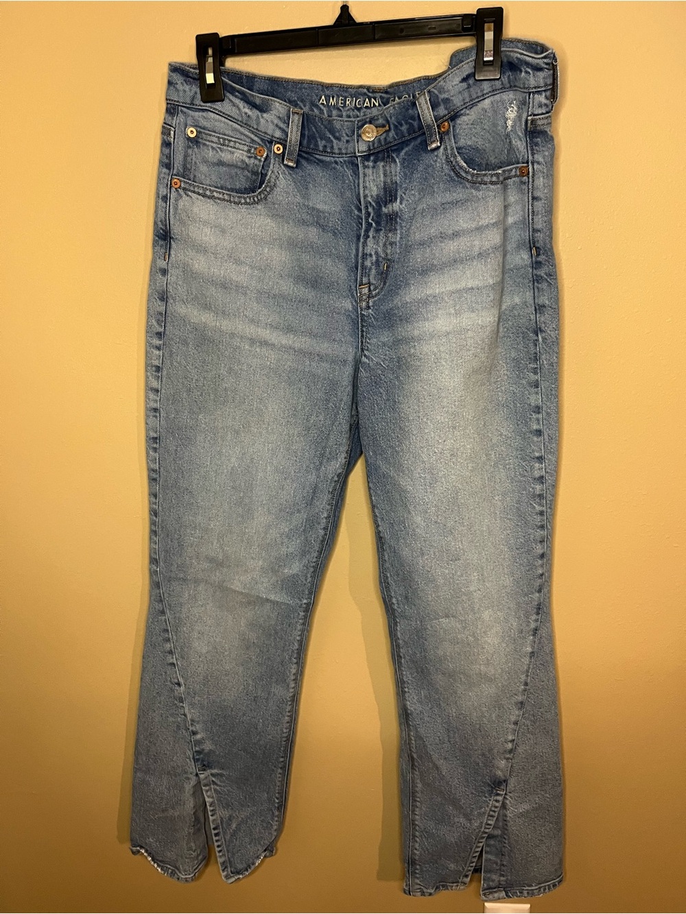American Eagle Outfitters Light Wash Cropped Straight Jeans with Front Slits